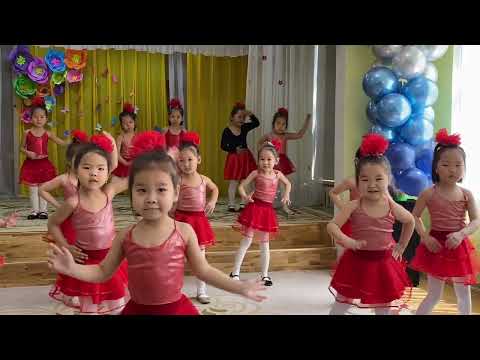 Видео: СБД-ийн 135-р цэцэрлэгийн Б.Тунгалаг багштай Ахлах В бүлэг. Төгсөлтийн баяр 2023 он.