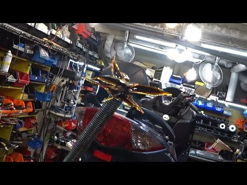 Видео: Sym joymax 300 . С не рабочим абс.