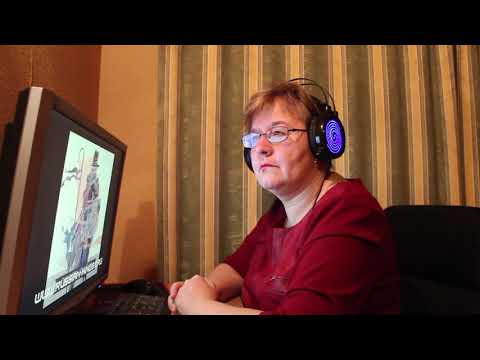 Видео: РЕАКЦИЯ МАМЫ НА [Oxxxymiron - Цифры и цвета ]