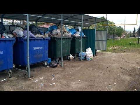 Видео: Поход на мусорку. Как я зарабатываю лазая по мусоркам. Интересные находки в мусорных баках.