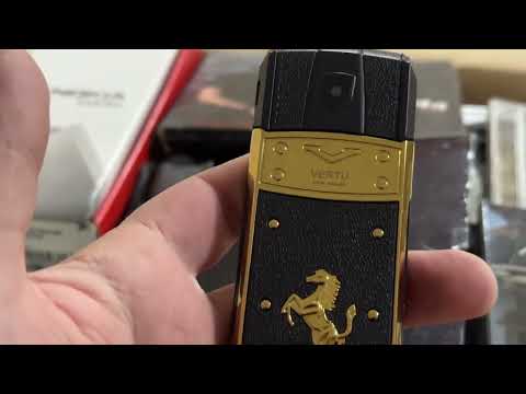 Видео: Распаковка посылки  Золотой Vertu, часы скелетоны, телефоны и много аудио кассет. Ищем сокровище)