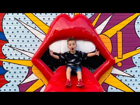 Видео: Что ХОРОШЕГО Когда Есть МЛАДШИЙ Брат!