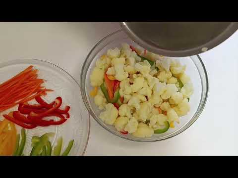 Видео: Маринованная цветная капуста по-корейски 🥗 Как на базаре! Обалденный вкус — просто и быстро!