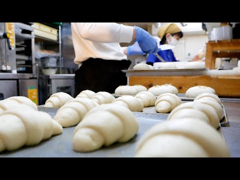 Видео: Удивительная маленькая японская пекарня! Мать и сын пекут хлеб каждое утро!