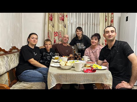 Видео: УВИДЕЛА БАБУШКУ,ВСТРЕЧА С РОДНЫМИ/ВЕРНУЛАСЬ В КАЗАХСТАН/