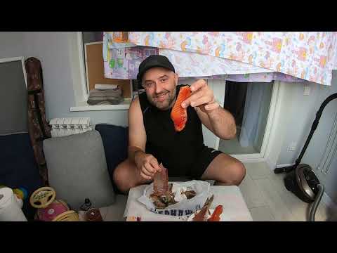 Видео: КАК ГУРМАНЫ ЧИСТЯТ ТАРАНЬ. ➕ Полезные советы по солению тарани. Сухой посол и классический засол.