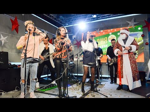 Видео: Фабрика - Белым-Белым (LIVE @ Авторадио)