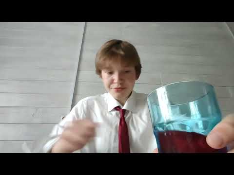 Видео: Пью какую-то ерунду и закусываю огурцами