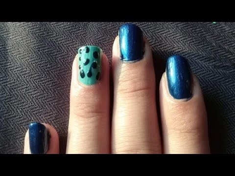 Видео: Великолепный сине-мятный нейл-арт 💙 Пошаговое руководство для начинающих | Как снять лак с ногтей