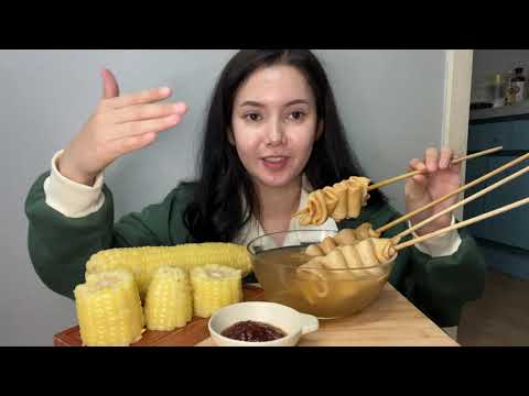 Видео: ПАРЕНЬ ХОТЕЛ НЕВЕСТУ ДЛЯ МАМЫ А НЕ ЖЕНУ 🍢🌽 😋ОМУК РЫБНЫЕ БЛИНЧИКИ И КУКУРУЗА MUKBANG| МУКБАНГ 😍