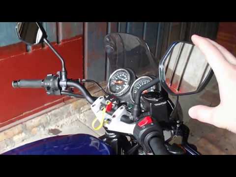 Видео: Suzuki GS500 2005 - Обзор перед покупкой (часть 2 из 3)