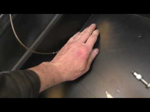 Видео: Усиление рамы снегохода Стелс Капитан.  Мой вариант.