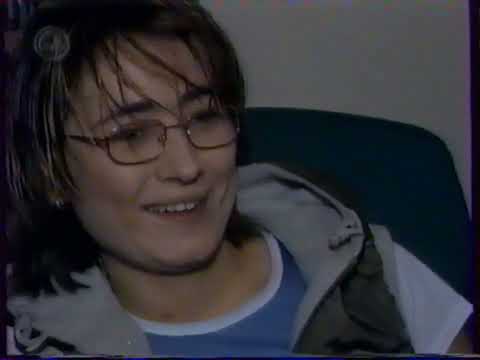 Видео: Мир развлечений (4 канал [Екатеринбург], 1999 г.) Земфира в Екатеринбурге