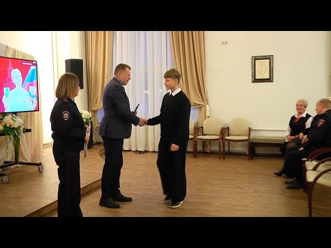 Видео: Паспорта в день полиции