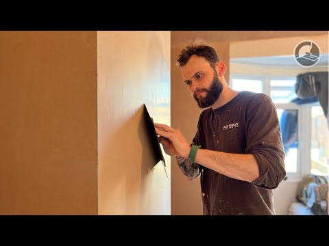 Видео: Оштукатурьте ровные стены с помощью одного лишь шпателя