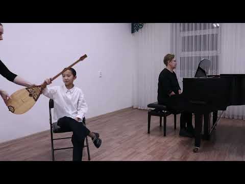 Видео: 58 ші Республикалық"Жас музыкант" байқауы облыстық кезеңі Кіші топ Аманғали Ақнұр 2 ші орын