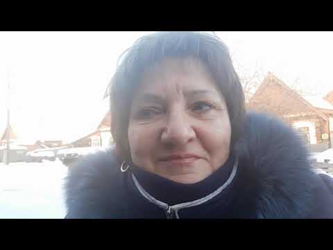 Видео: Куриный холодец в мультиварке. Вяжем платье на машинке.