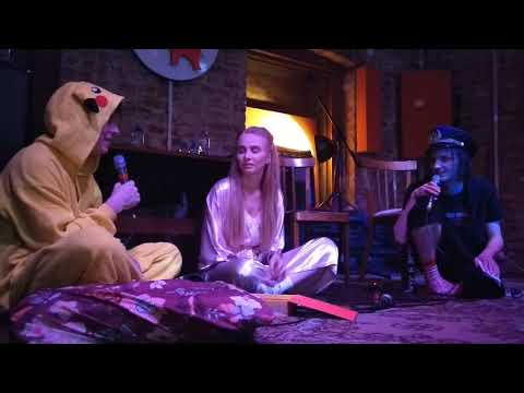 Видео: Дарья Январина. Ответы на вопросы. О снах, кулинарии и звездной болезни