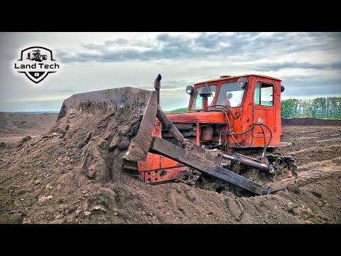 Видео: СОВЕТСКИЙ ГУСЕНИЧНЫЙ ТРАКТОР Т-4А АЛТАЙ С САМОДЕЛЬНЫМ ОТВАЛОМ СТРОИТ ОГРОМНОЕ НАВОЗОХРАНИЛИЩЕ!