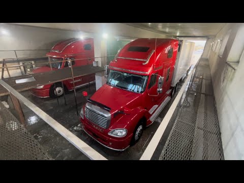 Видео: КАТ С-15 Замена прокладки и проставки ГБЦ