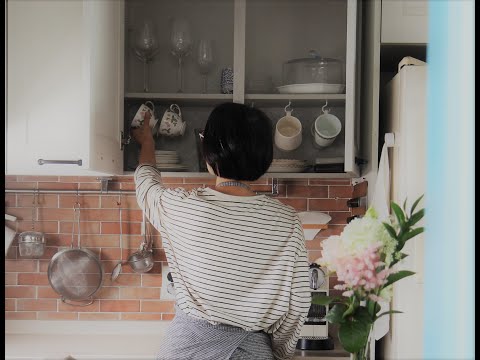 Видео: Небольшое домашнее хозяйство, история хранения на кухне