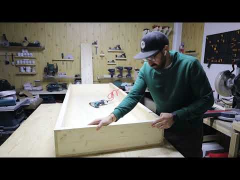 Видео: БИБЛИОТЕКА ОТ ГОТОВИ ПЛОТОВЕ / DIY WOODEN LIBRARY #wood #diy #woodworking #направисисам #library