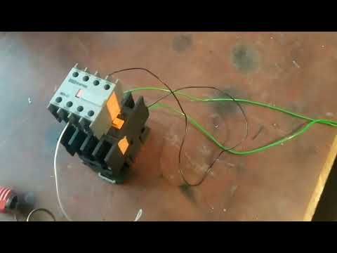 Видео: Простая схема запуска трехфазного электродвигателя от сети 220 Вольт.