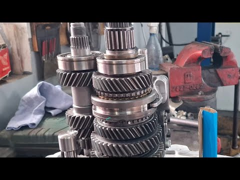 Видео: 18 ряд кпп,2180,лада гранта фл 8кл.спортивная кпп,спортивный ряд.  grantafl