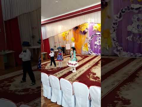 Видео: Группа "Звёздочки"  Модный показ