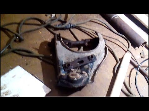 Видео: Замена сайлентблоков верхних рычагов Ховер по хардкору