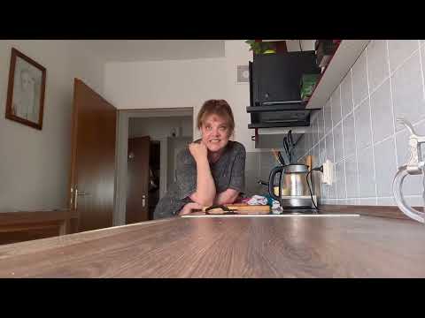 Видео: 50 ........ 80 лет это не приговор/помощник на кухне/жизнь в Германии.