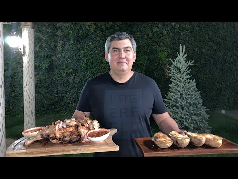 Видео: КУРИЦА ПО АРГЕНТИНСКИ !!! КАРТОШКА НА КОСТРЕ , КАК В ДЕТСТВЕ !!!