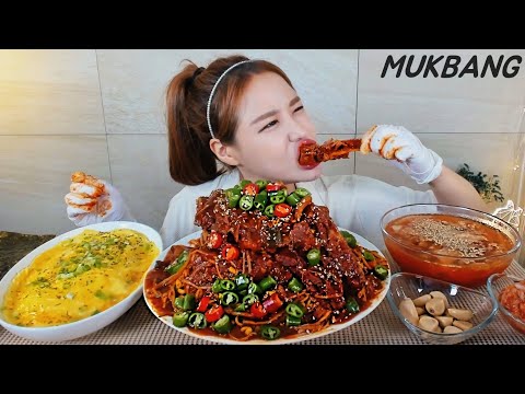 Видео: Субтитры) Spicy Backbone. Hot peppers.Kimchi cold soup. Butter egg fried rice. MUKBANG ASMR eating