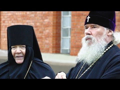 Видео: НЕ ПЛАЧЬ! ВНУК ТВОЙ БУДЕТ ЖИТЬ!ПРЕДСКАЗАНИЕ МАТУШКИ ВАРВАРЫ ПЮХТИЦКОЙ ч.15