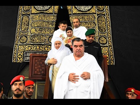 Видео: Э.Рахмон - зиёрати ХОНАИ ХУДО - КААБА 5/01/2016