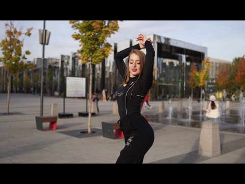 Видео: Реакции людей на ТАНЕЦ на улице | Полина Дубкова