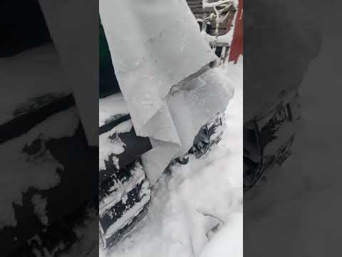 Видео: Гусеничный минитрактор. Вторая осень. 5 ноября 2024 г.