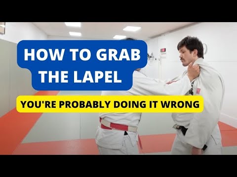 Видео: Как захватить отворот в дзюдо