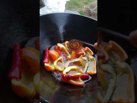 Видео: Ну очень вкусно!!! Мясо с овощами в казане.