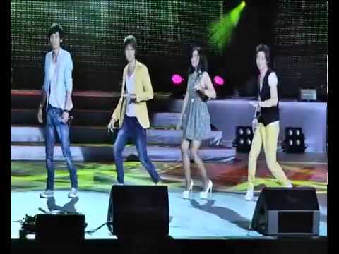 Видео: Айгерім Қалмұратова & Қыран тобы   Сен және мен Алтын микрофон 2013