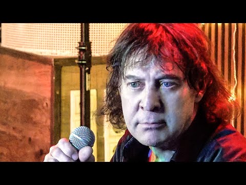 Видео: АЛЕКСАНДР ДОБРЫНИН - ДЕВУШКА С ОБЛОЖКИ  (Павел Слободкин - Наталья Просторова, 1990 г.) апрель 2024