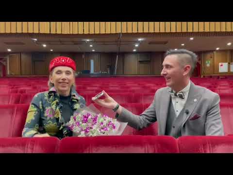 Видео: #моилюбимые #еленаворобей #театрпародий Интервью с Еленой Воробей💖👍💖