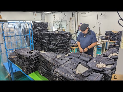 Видео: Процесс массового производства элитных джинсов