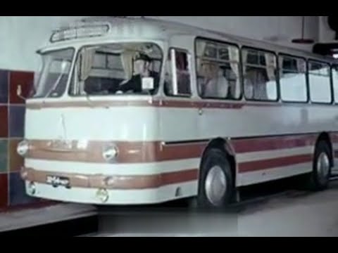 Видео: Культура производства и охраны труда на автотранспортных предприятиях  1970