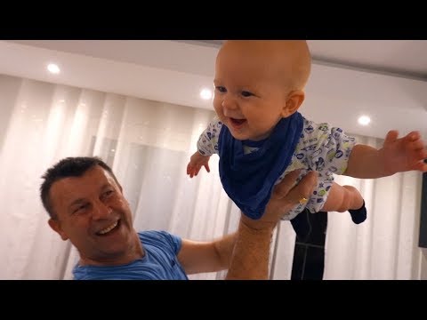 Видео: VLOG: САМОЛЕТ! 20.09.19