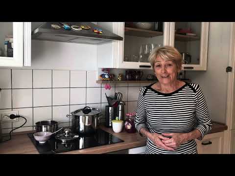 Видео: Как растёт малина на севере Германии. Малиновая прогулка.