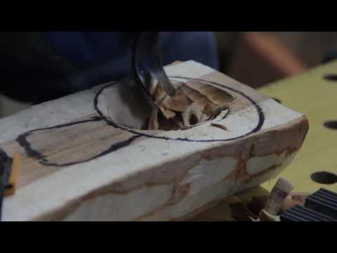 Видео: Изготовление куксы из сырой березы Carving kuksa from green wood birch