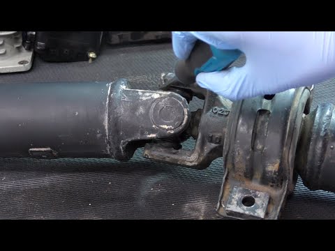 Видео: Замена карданного вала и замена центрального подшипника — ПРОЕКТ L200