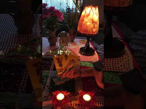 Видео: С Ним странные вещи происходят