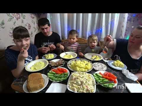 Видео: мукбанг пюрешка и скумбрия 🔥👍
